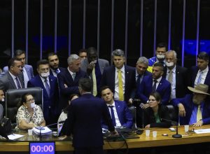 conselho-de-etica-decide-se-suspende-deputados-que-ocuparam-mesa-diretora-da-camara