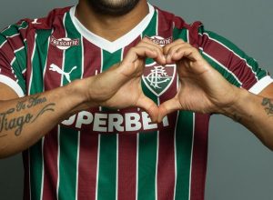 fluminense-anuncia-a-contratacao-do-atacante-hulk