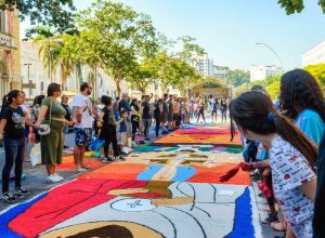 o-que-abre-e-o-que-fecha-no-feriado-de-corpus-christi