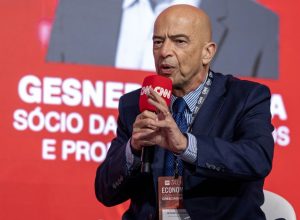 nao-ha-espaco-fiscal-para-fim-da-escala-6×1,-diz-gesner-oliveira