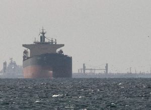 bloqueio-dos-eua-em-ormuz-deve-ser-suspenso-na-apos-assinatura-de-acordo