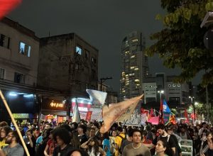 estudantes-protestam-contra-cortes-nas-universidades-de-sp
