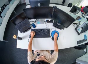 totvs-e-cnc-firmam-parceria-para-combater-o-deficit-de-profissionais-de-tecnologia