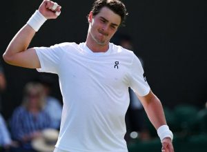 joao-fonseca-crava-segunda-vitoria-no-torneio-de-wimbledon,-em-londres