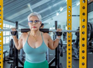 musculacao-reverte-sinais-de-envelhecimento-cardiaco-em-idosas,-sugere-estudo