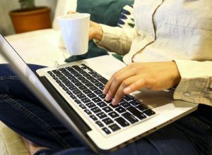 agu-notifica-google-para-remover-perfis-que-promovem-apostas-ilegais