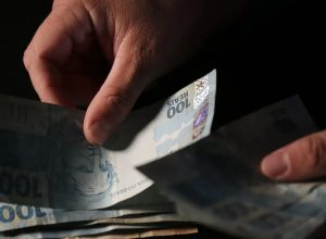 operacao-mao-dupla-investiga-fraude-em-contratos-do-der/df