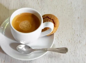 cafe:-da-bebida-‘do-diabo’-aos-best-sellers-de-autoajuda-crista
