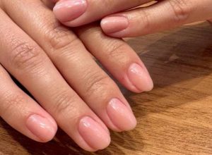 unhas-sem-esmalte-viram-simbolo-de-status-e-geram-debate-sobre-classe-e-cultura