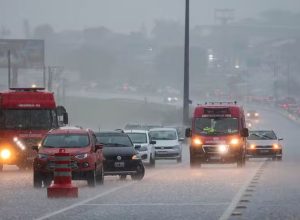 inmet-emite-alerta-de-grande-perigo-para-acumulados-de-chuva-no-rs