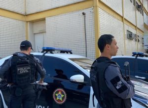 policia-do-rio-prede-suspeitos-em-ofensiva-contra-o-comando-vermelho