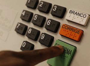 em-convencao-nacional,-pdt-oficializa-apoio-a-lula-nas-eleicoes