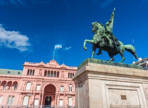 fmi-descarta-novo-emprestimo-a-argentina-e-elogia-reformas-de-milei