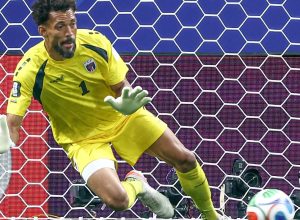 vozinha,-goleiro-de-cabo-verde-na-copa,-acerta-com-colo-colo-do-chile