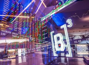 bancos-e-petrobras-pressionam-e-ibovespa-fecha-quase-estavel;-dolar-vai-a-r$-5,13