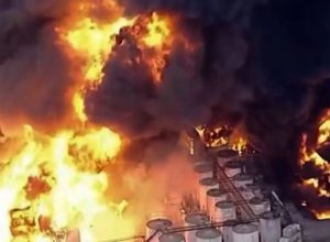 incendio-em-fabrica-em-itaquaquecetuba-e-extinto-apos-33-horas