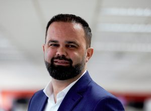 ‘sou-o-unico-professor-de-historia-que-nao-e-de-esquerda’,-diz-secretario-do-parana,-1o-no-ideb