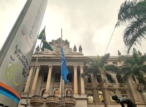 centros-academicos-da-usp-entram-com-acao-contra-fapesp-por-mudanca-de-bolsas-no-exterior