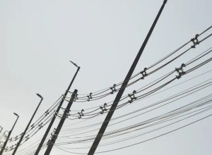 operacao-em-ferros-velhos-quer-reduzir-furto-de-fios-de-cobre-no-rio
