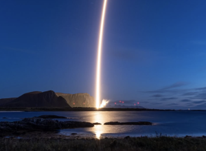 foguete-privado-leva-europa-a-novo-capitulo-na-corrida-espacial-contra-os-eua