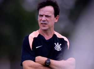 corinthians-desembarca-para-pegar-o-estudiantes-com-desfalque-de-peso