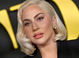 lady-gaga-tem-primeiro-filho-e-e-vista-com-o-bebe;-veja-fotos