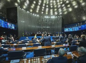 parana-pesquisas:-mendes-e-riva-lideram-corrida-ao-senado-no-mato-grosso