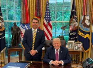 alinhamento-de-flavio-bolsonaro-com-trump-seria-bom-ou-ruim-para-o-brasil?