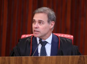 andre-mendonca-vota-a-favor-de-deltan-dallagnol-apos-maioria-por-suspensao-da-campanha-eleitoral