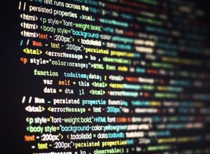 ‘codigo’,-sintaxe-e-java:-os-termos-de-tecnologia-que-mais-confundem-os-brasileiros