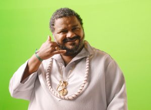 arlindo-cruz-e-celebrado-por-cantoras-em-ep-que-fica-completo-com-a-edicao-da-gravacao-feita-por-vanessa-da-mata