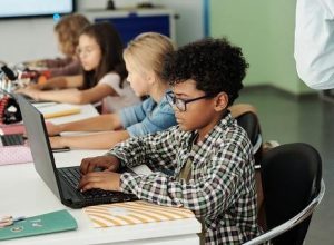 voce-conversa-com-seu-filho-sobre-a-escola?-veja-como-isso-faz-diferenca-no-futuro-deles
