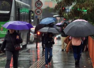 fim-de-semana-de-eleicao-tera-chuvas-fortes-no-estado-de-sao-paulo