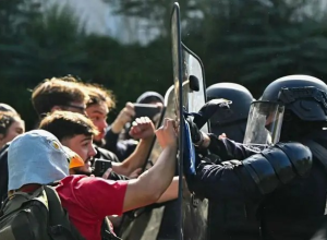 por-que-a-nova-onda-de-protestos-estudantis-assusta-o-governo-frances