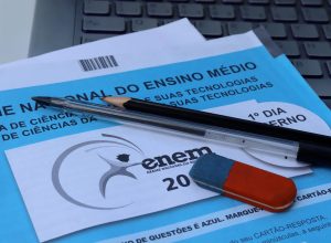 no-enem,-o-que-cai-na-prova-de-linguagens?-veja-os-temas-mais-comuns